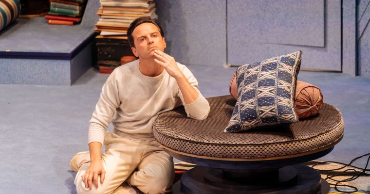 NT Live: Present Laughter (PG)