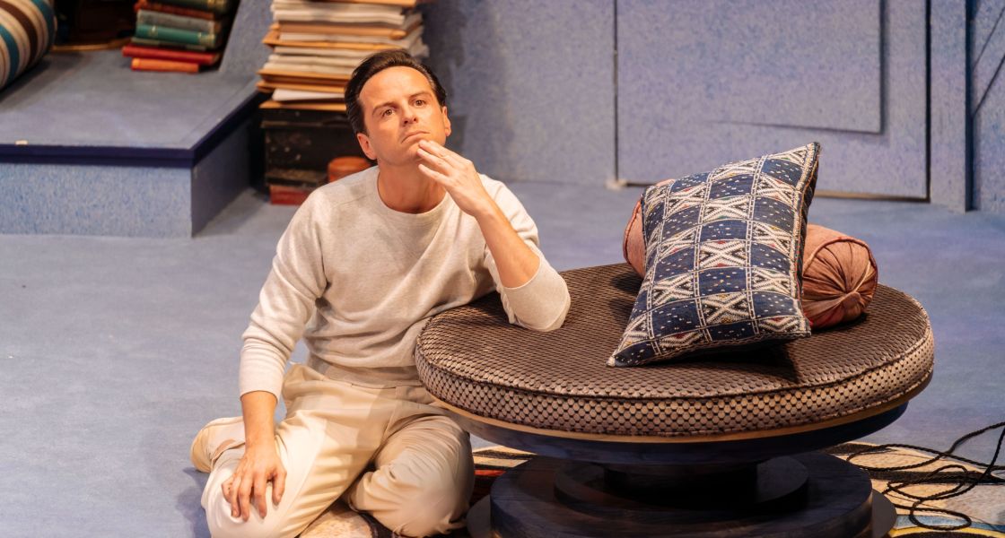 NT Live: Present Laughter (PG)