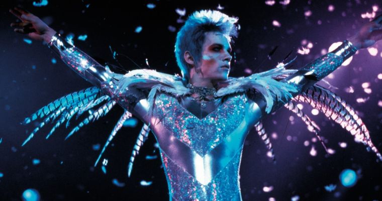 Visions in Vogue Vinyl: Velvet Goldmine [35mm] (15)