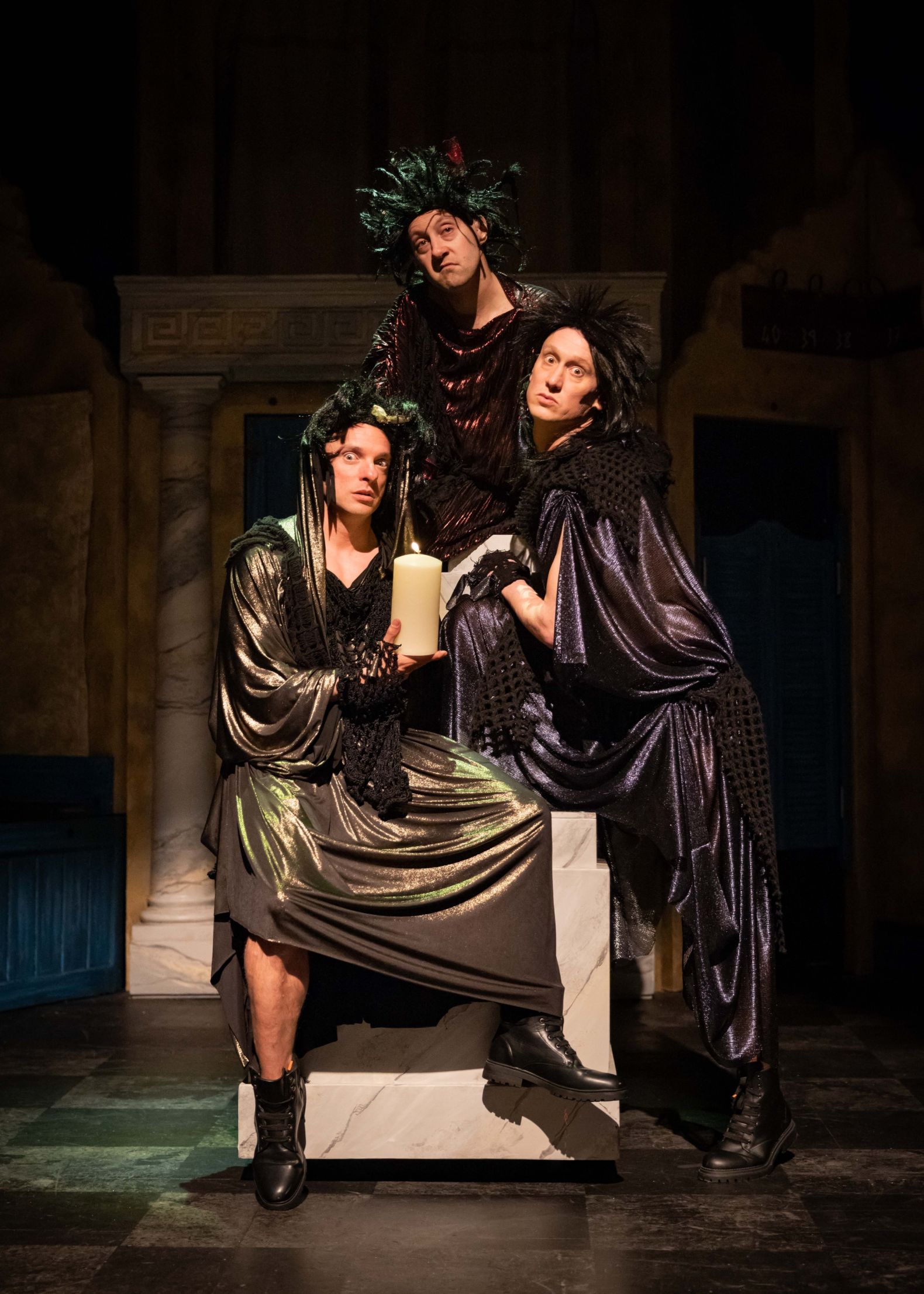 A production shot from Oh Zeus!