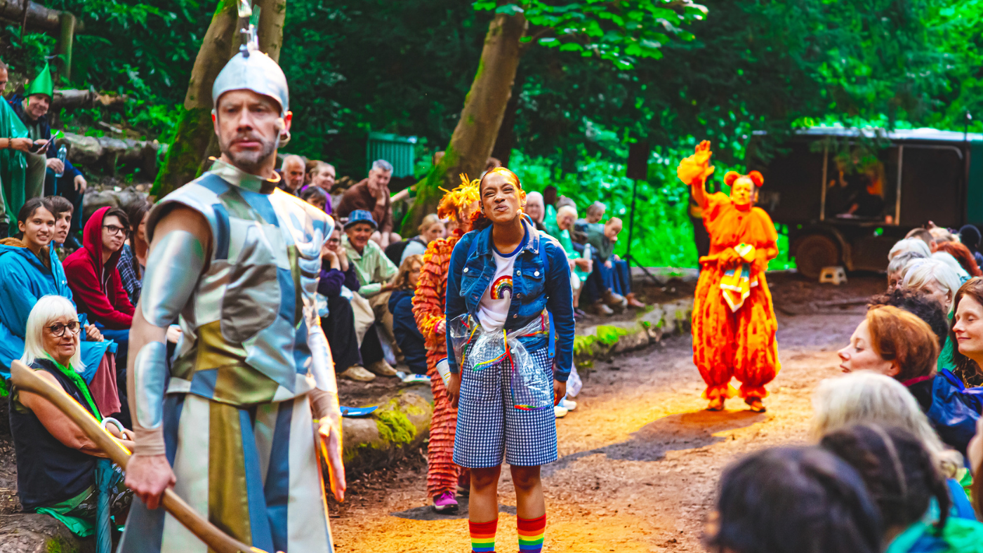 The Tinman (Gareth Cassidy) faces away from Dorothy (Hope Yolanda), Scarecrow (Tori Burgess) and Lion (Helen Longworth). The Wizard of Oz by the Dukes, photos by Gabi Dawkins.